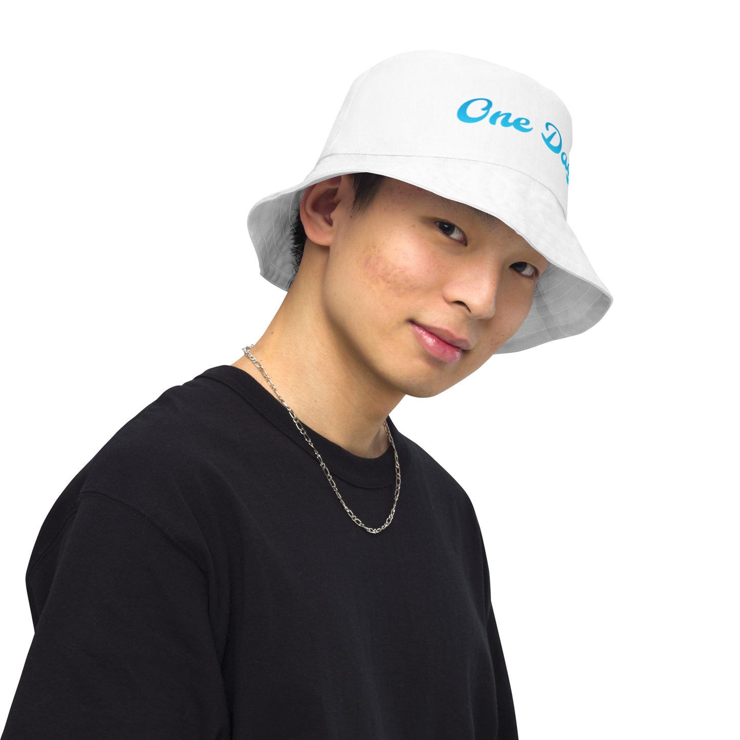 Reversible bucket hat